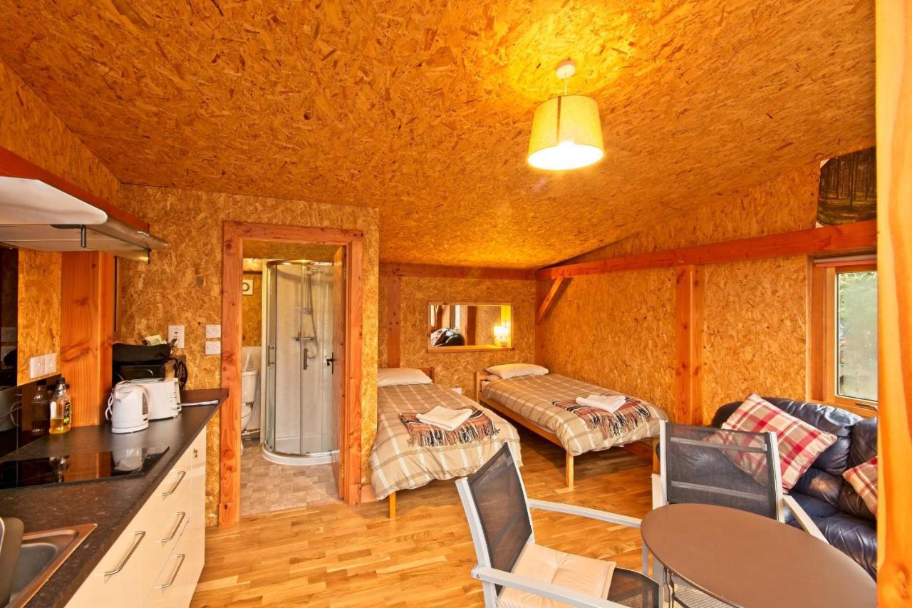 Вилла Caledonian Glamping Cannich Экстерьер фото